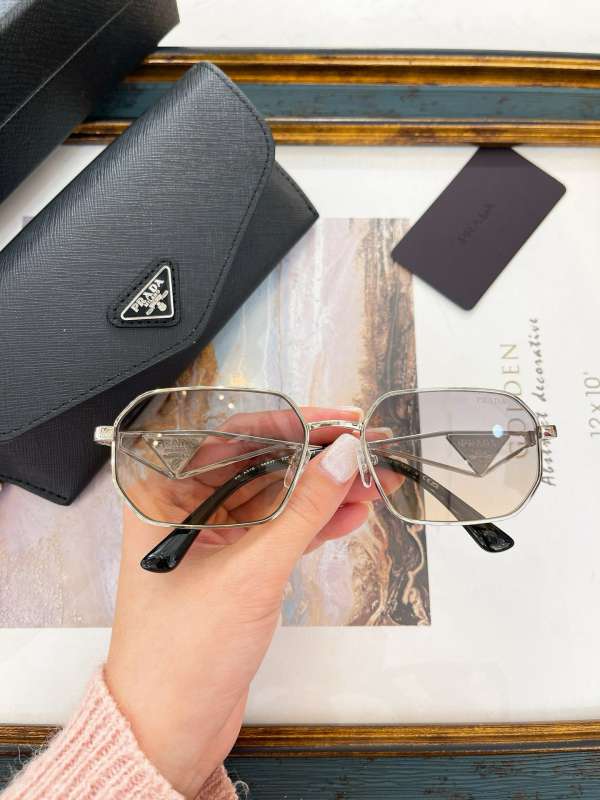 Picture of Prada Sunglasses _SKUfw55765598fw